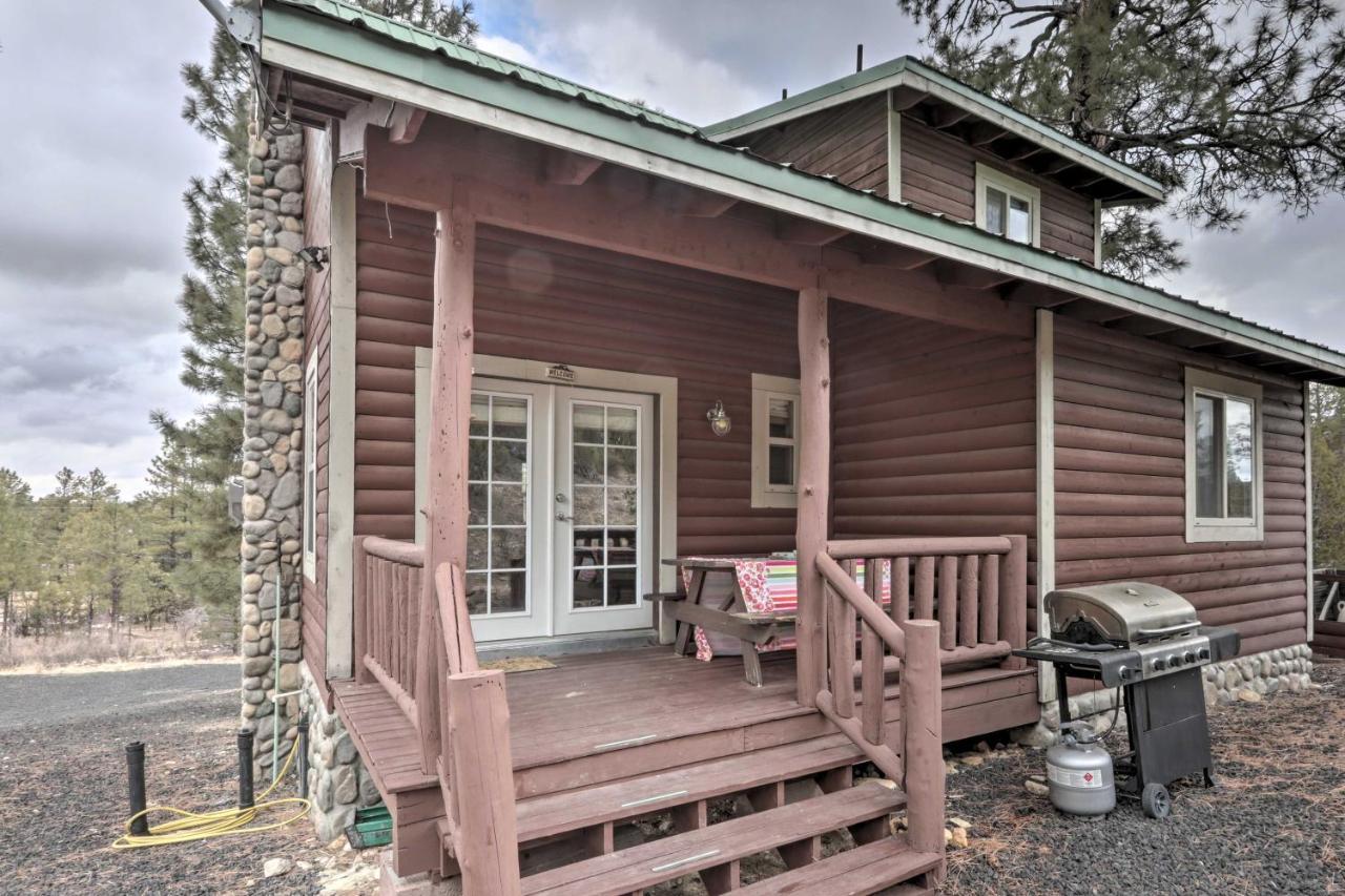 Cozy Heber-Overgaard Cabin With Fire Pit, Game Room! Kültér fotó