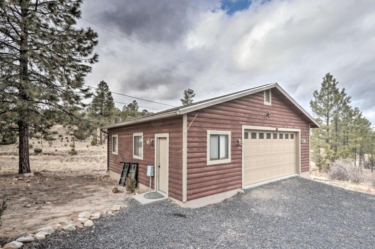 Cozy Heber-Overgaard Cabin With Fire Pit, Game Room! Kültér fotó